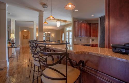 Branson Villa | Quaint Quarters Villa