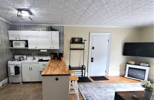 Skowhegan Wohnung | Quaint Skowhegan Apt|Stay 30 Days