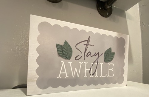 Taylor Haus | Quaint Tiny Home on Working Homestead-20 mins from Show Low!