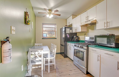 Zanesville Haus | Quaint Zanesville Home w/ Game Room & Yard!