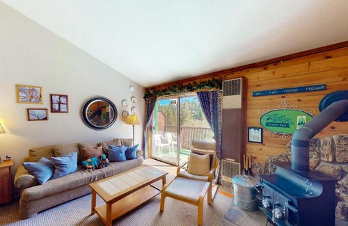 Tahoe Village Hotel | Quaking Aspen Lane C