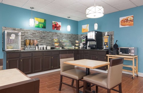 Magnolia Hotel | Quality Inn Magnolia