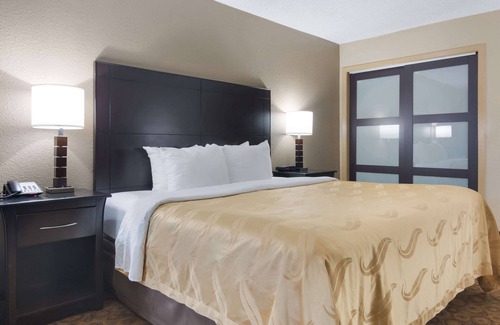 Magnolia Hotel | Quality Inn Magnolia