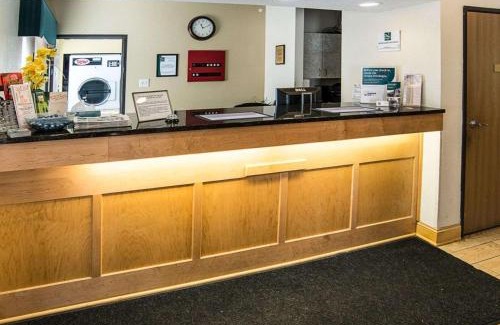 Coon Rapids Hotel | Quality Inn near Northtown Mall & National Sports Center