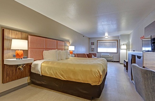 Pierre Hotel | Quality Inn Pierre - Fort Pierre