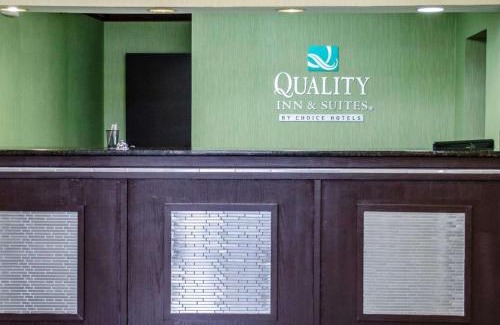 Medina Hotel | Quality Inn & Suites Medina - Akron West
