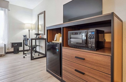 Dawsonville Hotel | Quality Inn & Suites