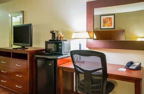 Kingmont Hotel | Quality Inn