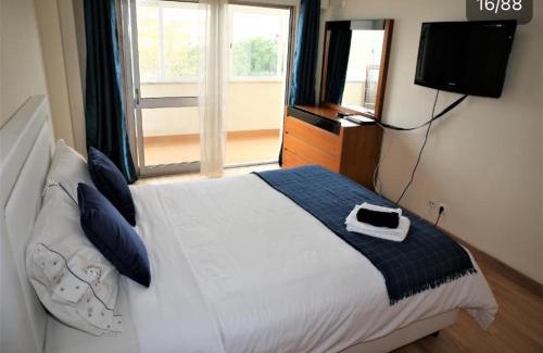 Alto do Pina Haus | Quarto 3 Suíte com ar acondicionado Areeiro
