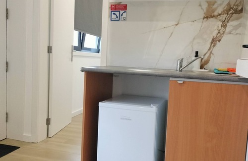 Senhora da Hora Wohnung | Quarto com Kitchenet junto ao Metro