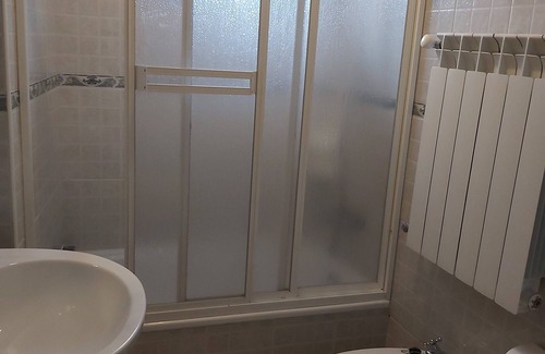 Seia Kabine | Quarto Duplo Sabugueiro, Encosta da Serra