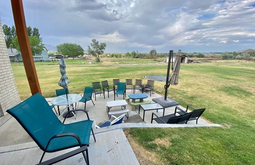 Orangeville Haus | Queen Bed w/ Private Bathroom