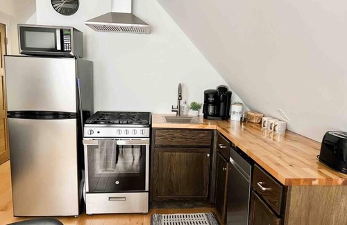 Laurium Hotel | Queen on Union