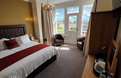 Weston-super-Mare Hotel | Queenswood Hotel