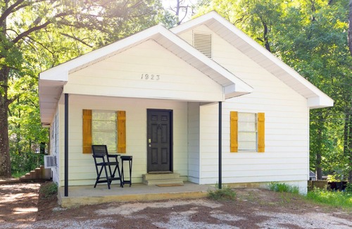 Benton Wohnung | Quiet 1-bedroom corporate apartment in central Benton with AC, WiFi