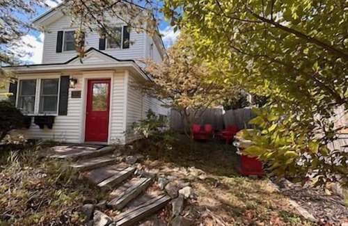 Bar Harbor Haus | Quiet 1 BR Bar Harbor Home, sleeps 2-4, walk to downtown