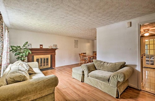 Stone Mountain Haus | Quiet and Convenient Home 6 Mi to Stone Mtn!