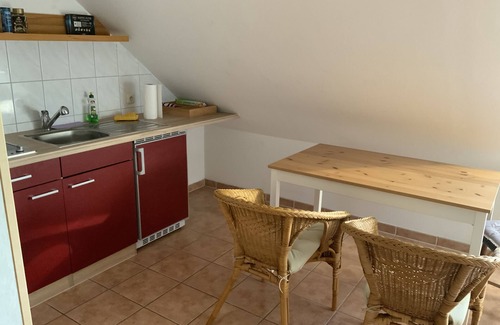 Buddenhagen Wohnung | Apartamento tranquilo con un maravilloso jardín de invierno.