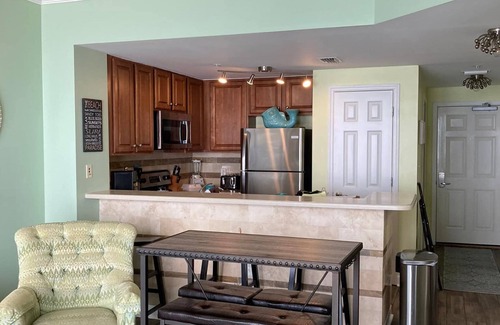 Thomas Drive Eigentumswohnung | Quiet, Beach Facing Master Bedroom! Spectacular Views!