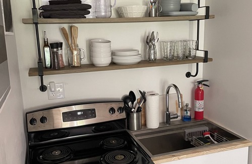 Mac Mahan Haus | Quiet Brand new Duplex in law suite