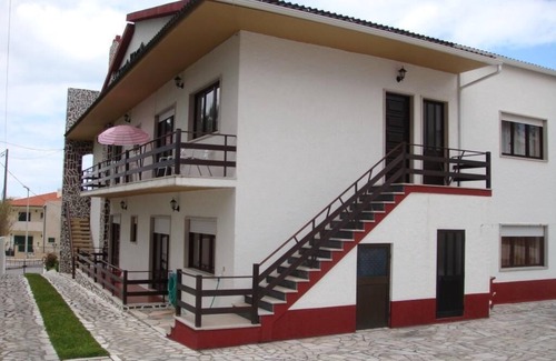 Nazare Villa | Ruhigen Haus mit Garten in der Nähe der Strände und das Meer