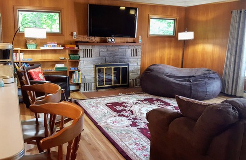 New Era Hütte | Ruhiges Lake Michigan Seeuferhäuschen