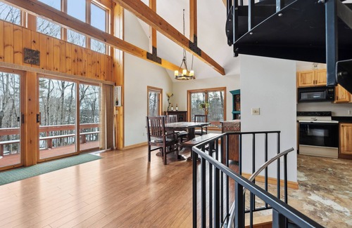 West Poland Haus | Quiet Lake Retreat In Otisfield