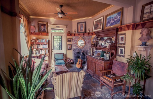 Duncan Hotel | Quiet room in historic hotel, with queen bed, attached bath and kitchenette.