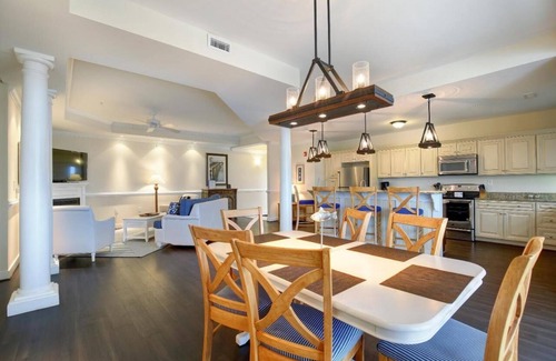 Roper Resort | Quiet spacious condo retreat with pool and waterfront views, Inner Banks, NC