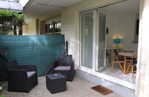 Le Port sous la Lune Wohnung | Quiet studio on the edge of the Marne, covered parking, fibre optics