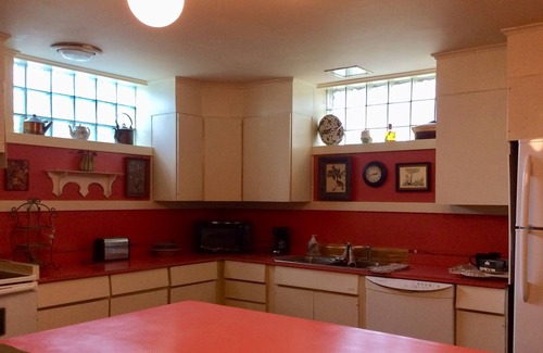 Janesville Wohnung | Quiet time in the woods.