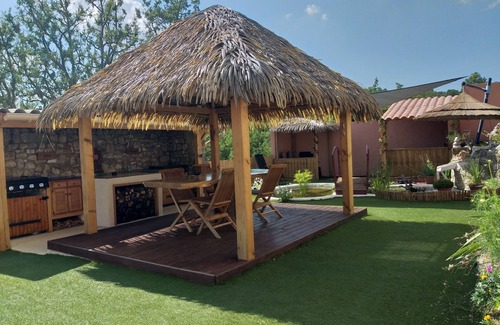 Saint-Laurent-du-Verdon Villa | Quiet villa in a charming Provencal village close to the lakes.