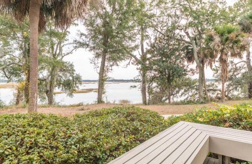 Dataw Island Haus | Quiet Villa on Dataw Island with Creek Views