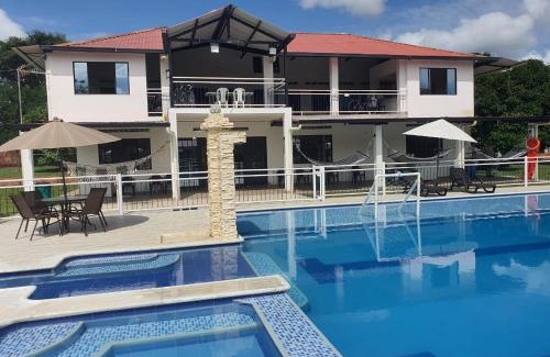 San Sebastian de Mariquita Hotel | QUINTA CAMPESTRE LA FLORIDA