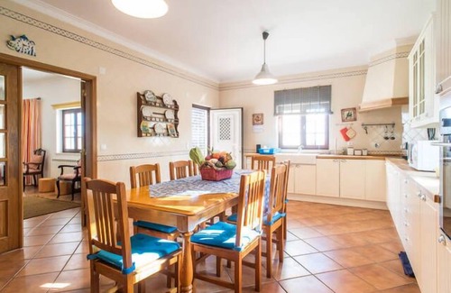 Rio Maior Villa | Villa sehr ruhig, fantastische Aussicht, ideal für Familien, Spaß und Entspannung.