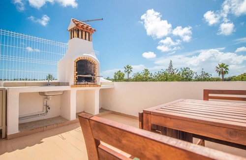 Figueiral Villa | Villa Close to Quinta do Lago and Vale do Lobo, Algarve