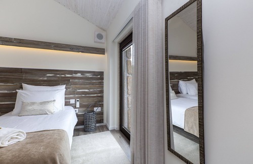 Medelo Hotel | QUINTA DO RIO - Zimmer (B) - Landhotel - Restaurant - Frühstück inbegriffen