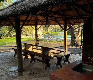 Grand Bourg Haus | Quinta Don Antonio 2 dormitorios 4000 mts de una increíble arboleda ! Soñada