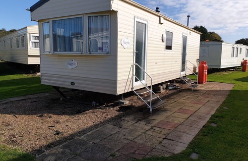 Louth Haus | Quirky Seaside Caravan