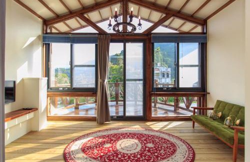 Yuanshan Haus | R&J Guesthouse