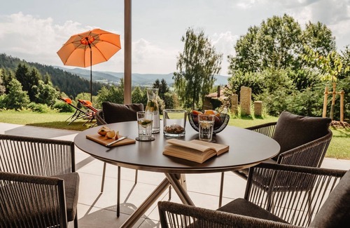 Rabenstein Wohnung | Rabenstein Suite mit Whirlpool und Sauna für 4 Personen mit zwei Schlaf- und Badezimmern