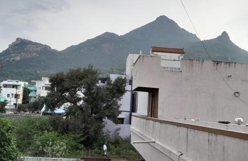 Tiruvannamalai Haus | Raghavendra residency