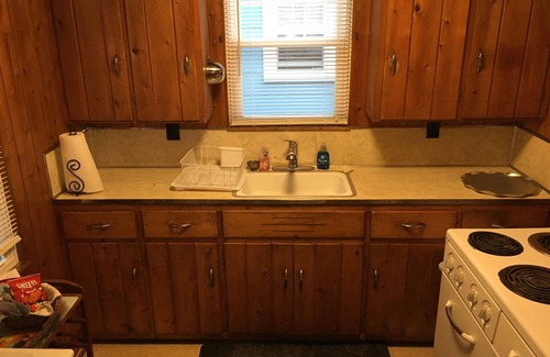 Cedarville Kabine | Rainbow Cabins - Beige Cabin #1