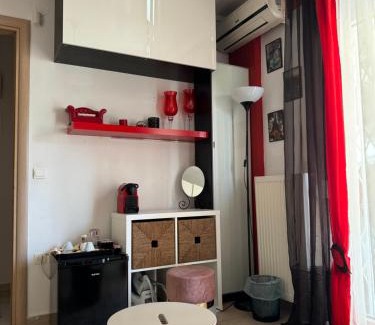 Pylaia-Chortiatis Haus | Rainbow Floor