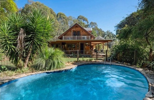 Warrenbayne Kabine | Rainbow valley bunkhouse