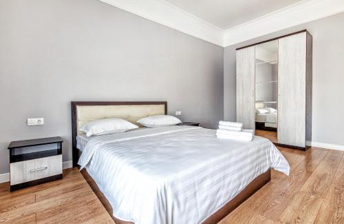 Nur-Sultan Wohnung | RAISSON APARTHOTEL H346 Хан Шатыр