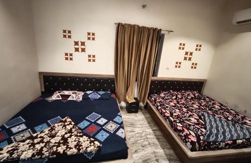 Sikar Haus | Rajkamal guest house