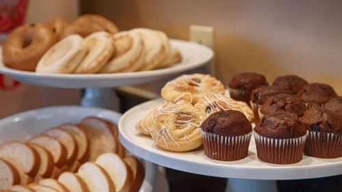 Cocoa West Hotel | Ramada by Wyndham Cocoa