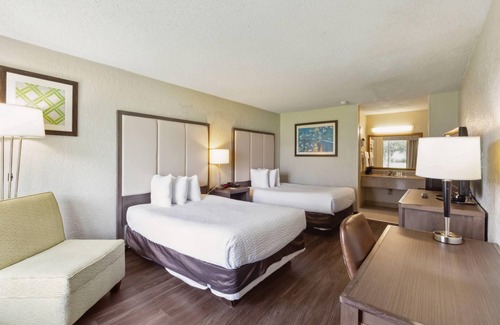Bayou Cane Hotel | Ramada by Wyndham Houma