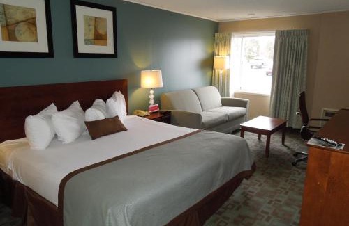 Norma Hotel | Ramada by Wyndham Vineland Millville Area